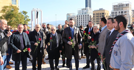 تيمور جنبلاط زار ضريح الرئيس الحريري في ذكرى استشهاده