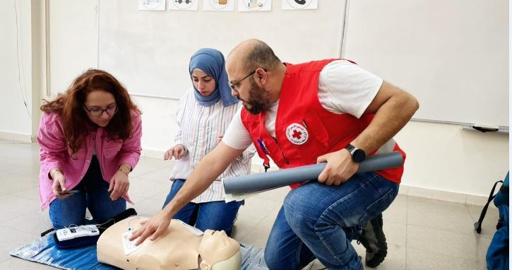 "مؤسسة رفيق الحريري" تنظم نشاطا توعويا بالتعاون مع الصليب الأحمر