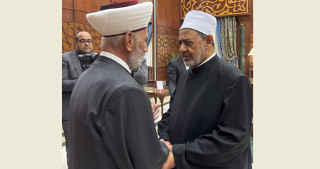 المفتي دريان عاد من القاهرة واكد التنسيق بين دار الفتوى والأزهر والشيخ الطيب وعد بزيارة لبنان
