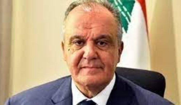الادعاء على بوشكيان بالرشوة والإثراء غير المشروع