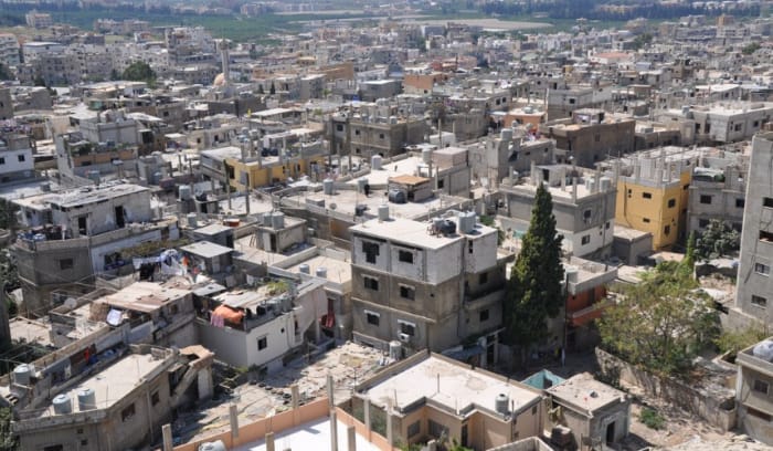 جريح بإشكال تخلله إطلاق نار في مخيم عين الحلوة