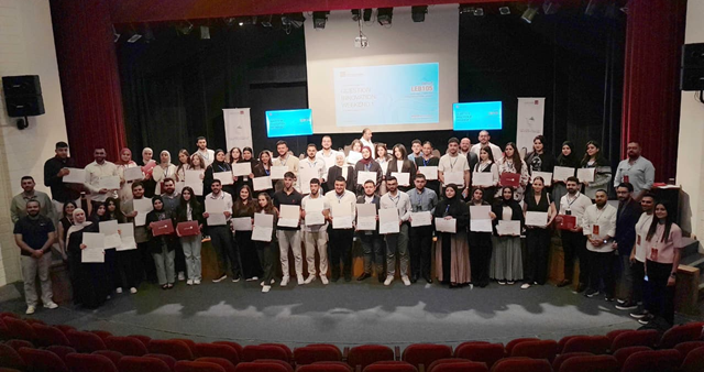 مؤسسة الحريري نظمت أول المنتديات التشاركية لـ " شباب نهوض لبنان " : من حقي أن أسأل! بهية الحريري : التحدي اليوم هو كيف نستطيع أن نستفيد من الذكاء الإصطناعي