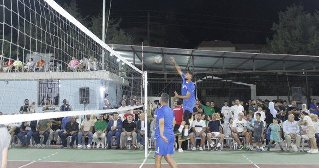 نادي اللواء- برجا يفتتح مهرجانه الرياضي بلعبتي كرة الطائرة والسلة