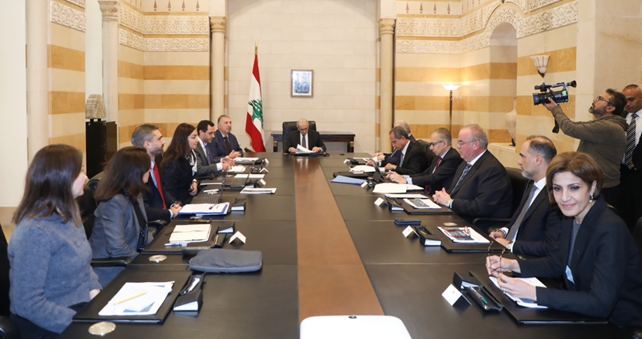 (*) مجلس الوزراء طالب الدول الضامنة لوقف اطلاق النار بتطبيق اتفاق وقف الأعمال العدائية ووافق على اتفاقية ترسيم الحدود البحرية مع قبرص