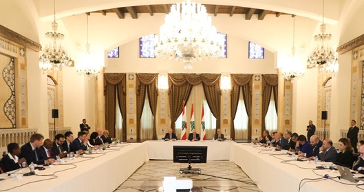 رسامني شارك في اجتماع عمل مع وفد من مجموعة البنك الدولي في السرايا الحكومية