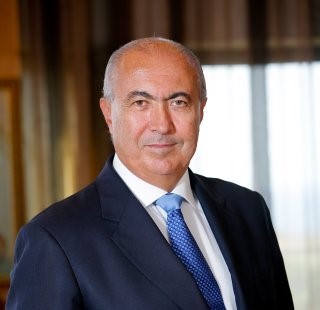 مخزومي هنأ الشعب السوري بانطلاقة مرحلة جديدة: حرصاء على تعزيز العلاقات الأخوية بما يكرس الاستقرار في المنطقة