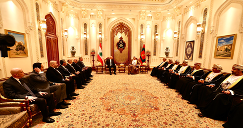 اليوم الثاني لزيارة الرئيس عون سلطنة عمان.. خلوة ثانية ومحادثات موسعة مع السلطان بن طارق