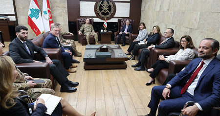 قائد الجيش استقبل مجموعة (ATFL) ومحور البحث دعم الجيش