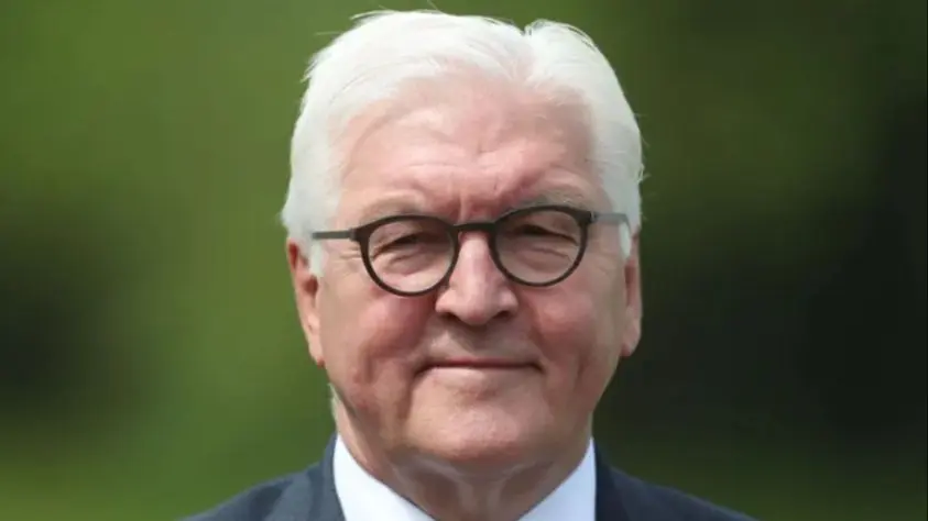 (*) وصول رئيس جمهورية ألمانيا الاتحادية إلى قصر بعبدا للقاء الرئيس عون