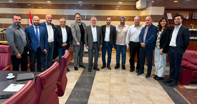 الحلبي التقى روابط المعلمين والطلاب الفائزين بمنح جزائرية وطلب اعتماد التدريس عن بعد في المناطق القريبة من القصف