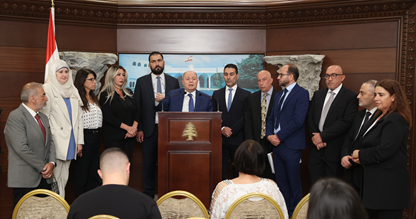 الرئيس عون لوفد الاتحاد العمالي وموظفي الادارة العامة: أدرك معاناتكم وأقف الى جانبكم وعليكم رفض كل فاسد في جسم الموظفين