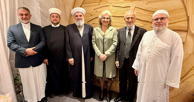 كرامي خلال عشاء تكريمي في أوستراليا: للتعاون مع الاغتراب اللبناني ودعم التعليم عبر الشراكات والتوأمة