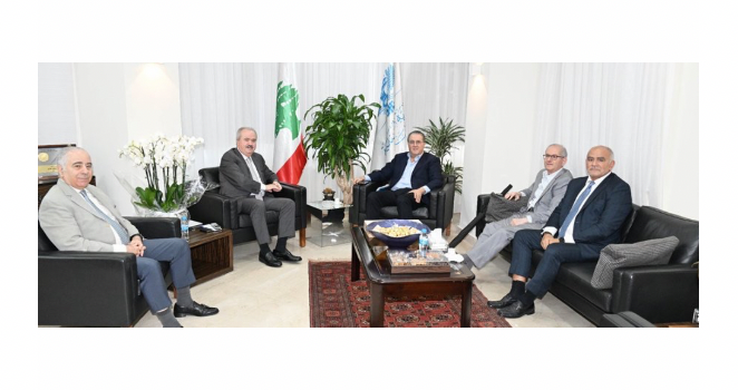 جابر ناقش مع "الهيئات " برئاسة شقير الوضع الإقتصادي العام في البلاد وإمكانية إيجاد تسوية لبعض الضرائب