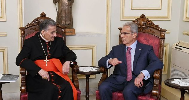 الراعي التقى وديع الخازن والمطران مطر وزوارا